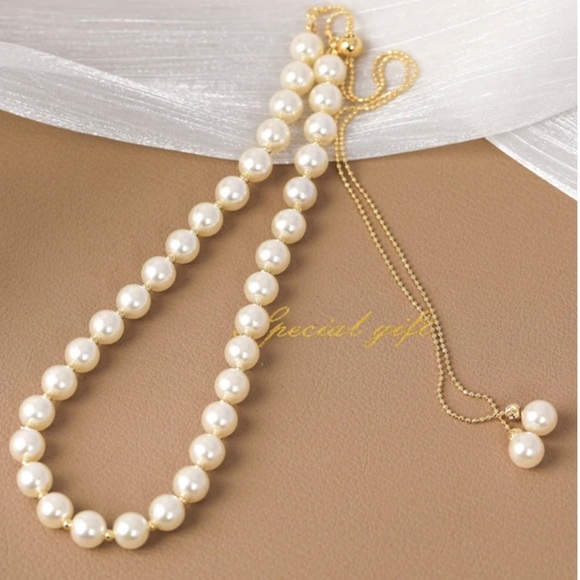 Deisgner Pearl bolo necklace from Dubai! Custom made. Wear many different ways! - Picture 6 of 6